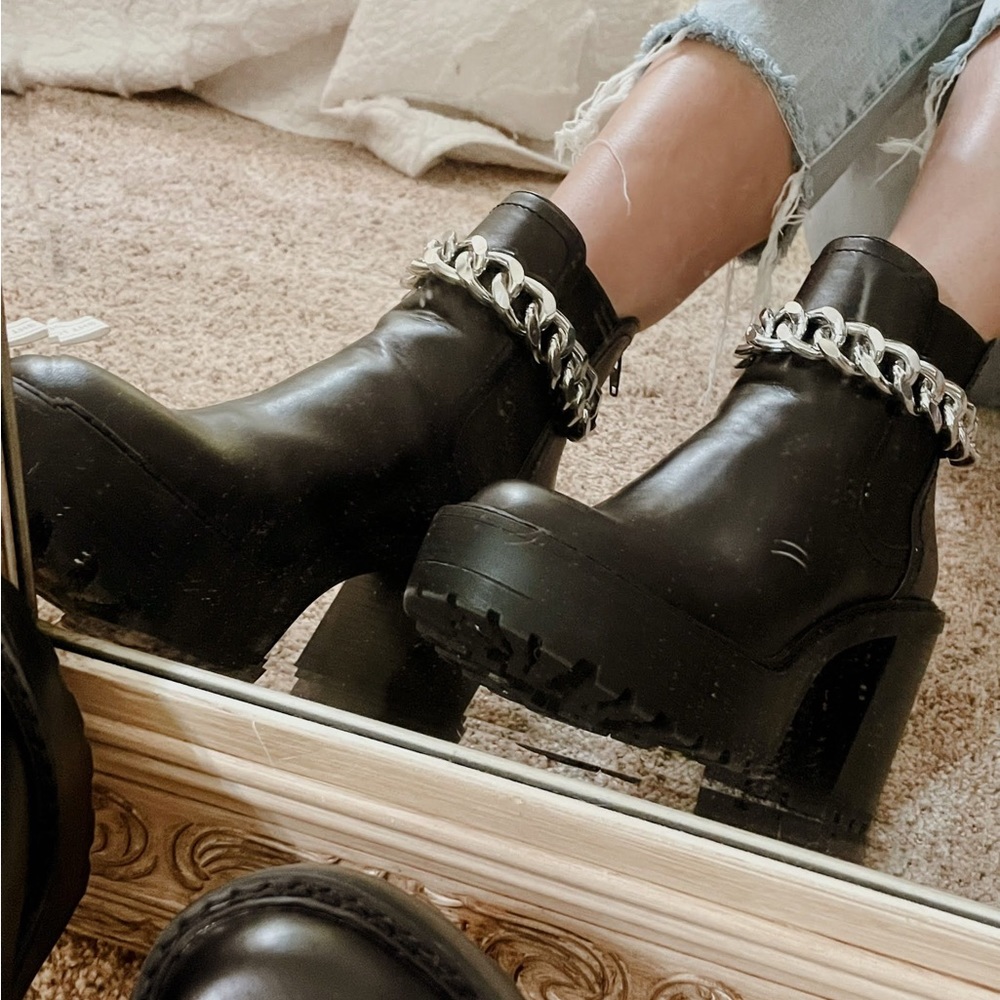 Madden Girl Black Platform boots with silver chain